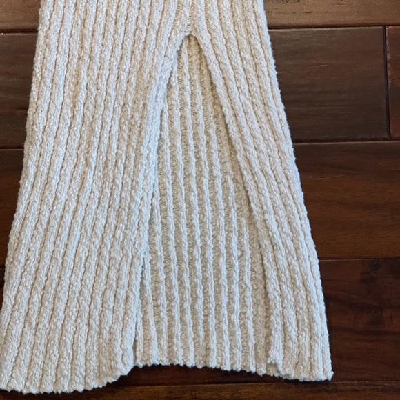 Sleeveless Midi Sweater Dress - Picture 5 of 12